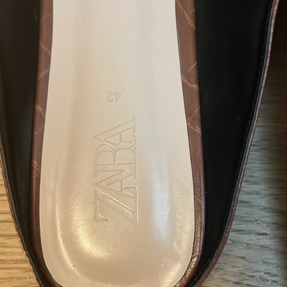 Zara NWOT Vegan Brown Croc Leather slides size 42 (size 11) - Picture 3 of 4